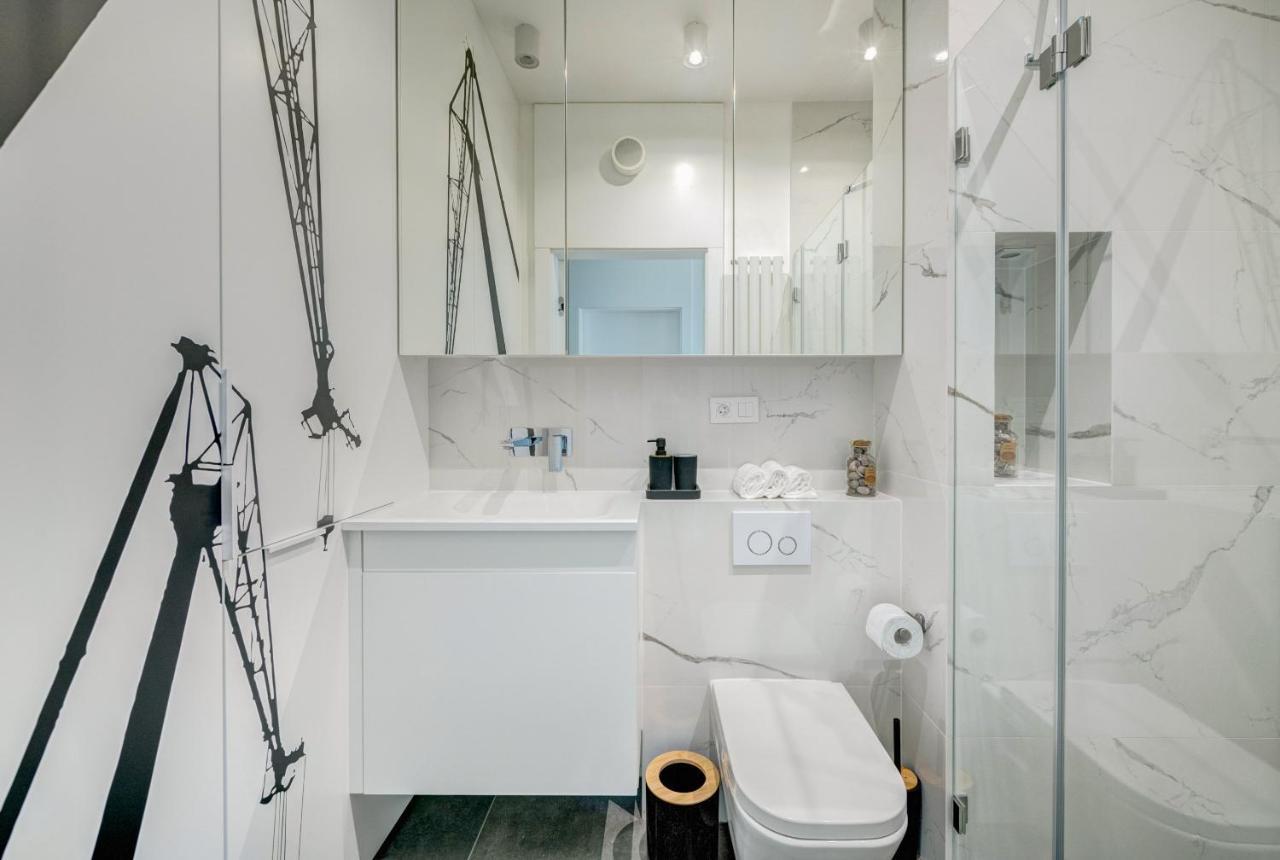 גדנסק The Black Crane Apartment מראה חיצוני תמונה